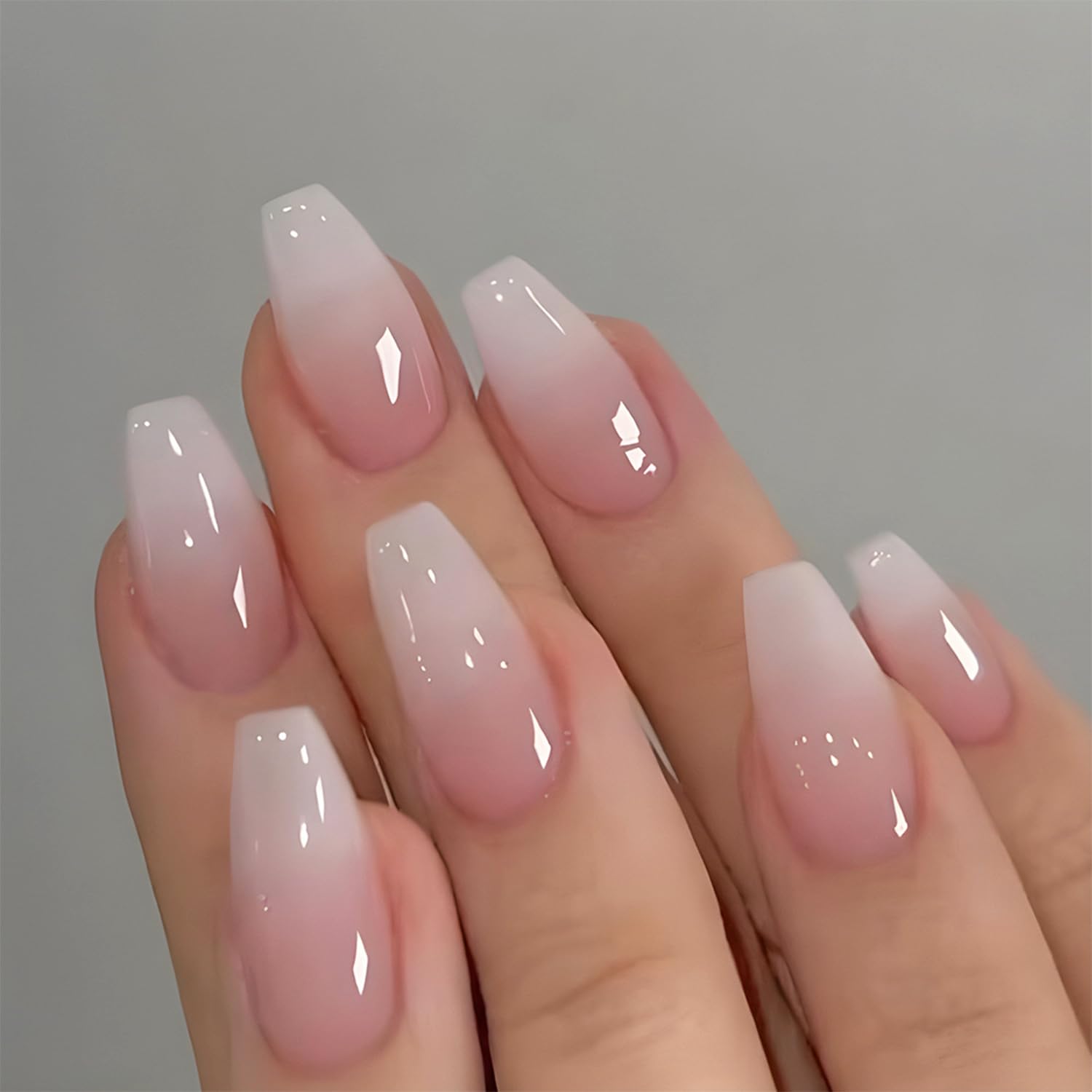 Nail Art Pink - A Set Of 24 Glossy Short